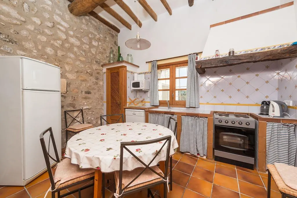 Villa Auxella Gran à Selva  0*, Selva (Mallorca)