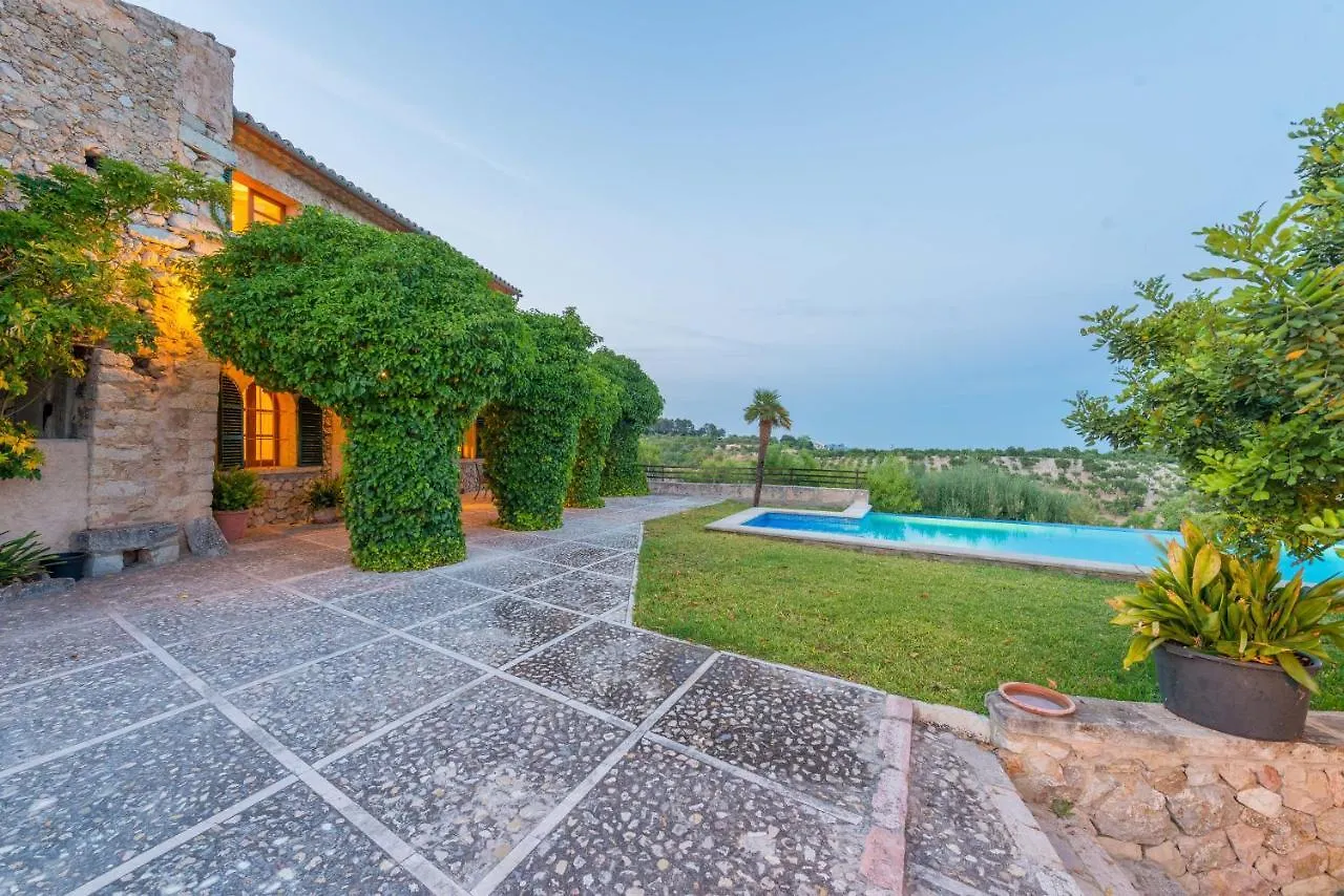 Villa Auxella Gran à Selva  0*, Selva (Mallorca)